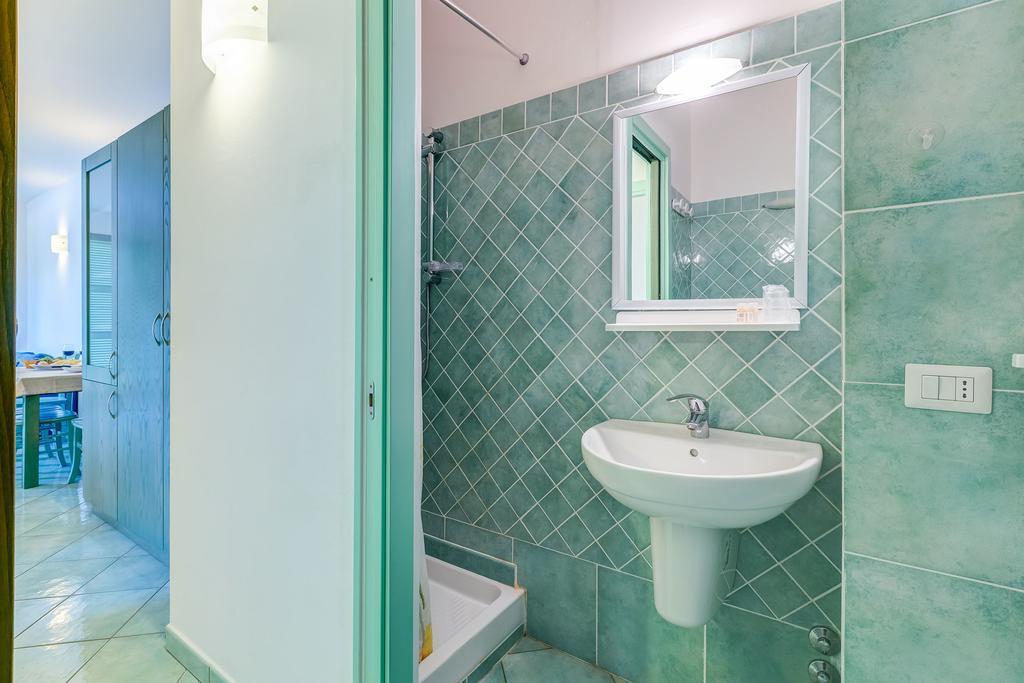 Terra Felice Aparthotel San Felice Circeo Exteriör bild