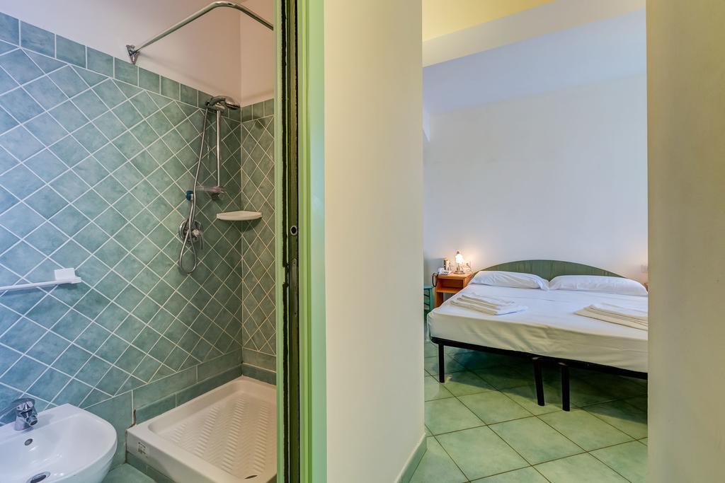 Terra Felice Aparthotel San Felice Circeo Exteriör bild