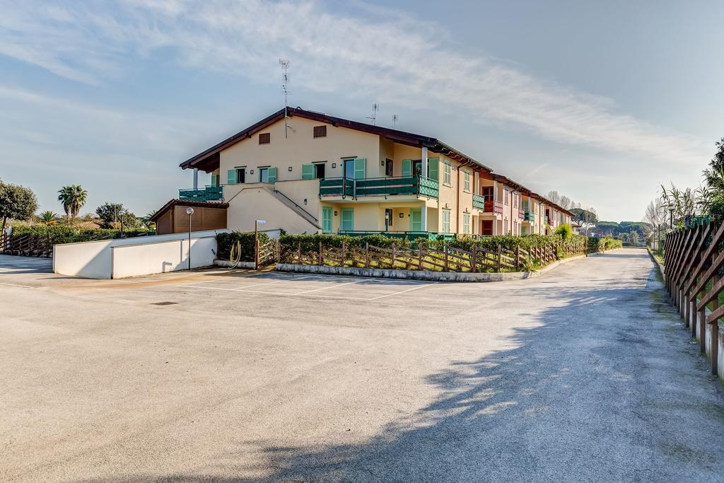 Terra Felice Aparthotel San Felice Circeo Exteriör bild