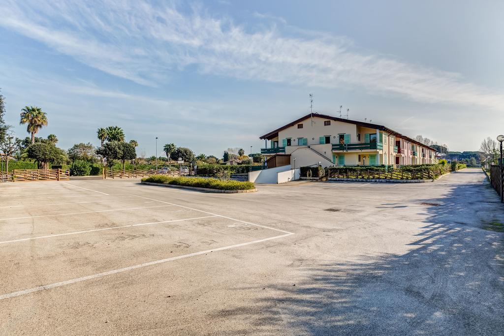 Terra Felice Aparthotel San Felice Circeo Exteriör bild