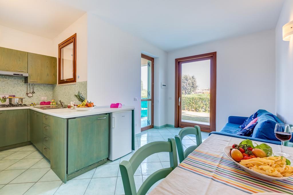 Terra Felice Aparthotel San Felice Circeo Rum bild