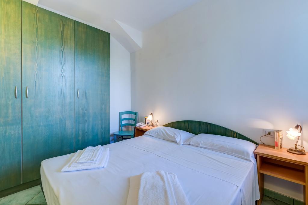 Terra Felice Aparthotel San Felice Circeo Rum bild
